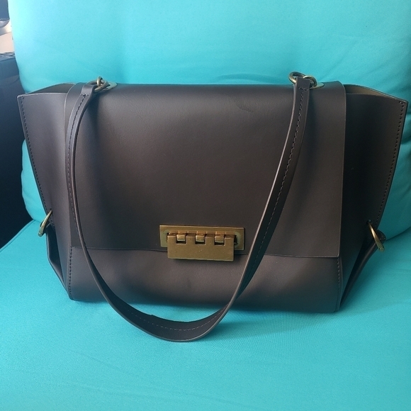 HP. Zac Posen Eartha Folded Gusset Shoulder Bag. - Picture 4 of 12